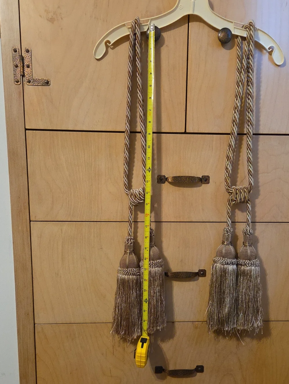 Set Of 2 Large Drapery Tassels